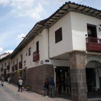 Réutilisation de murs incas
