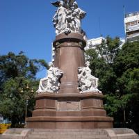 Monument erigé par les français